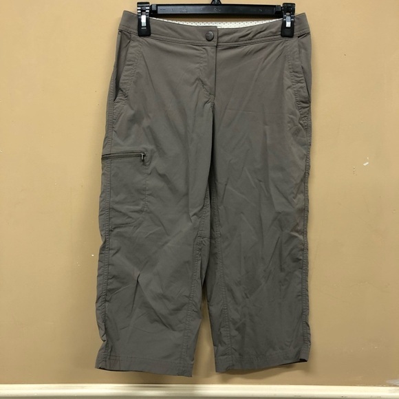 LL Bean Nylon Spandex Hiking Capris 4 Petite - Picture 1 of 5